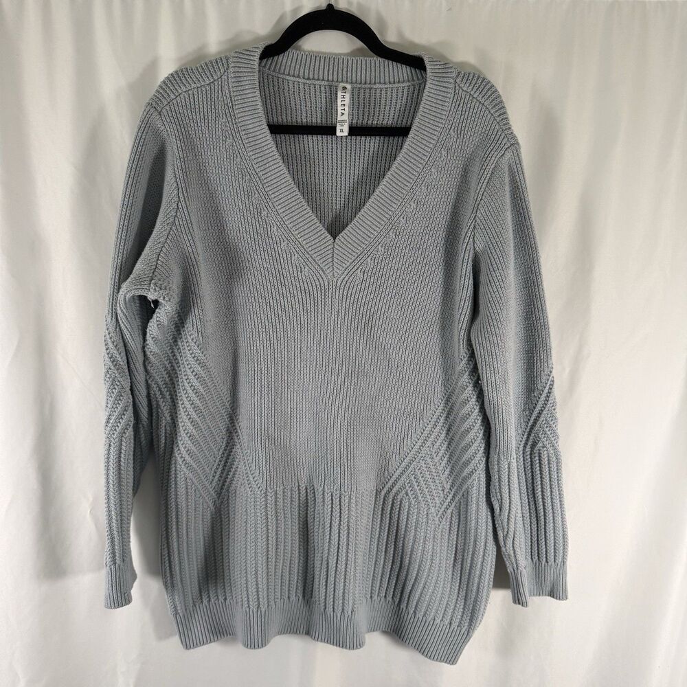 Athleta Sweater Women's XL Light Blue Chunky Knit Vneck Heavyweight Pullover